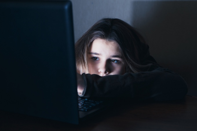 Why cyberbullying affects pupils' neurobiology