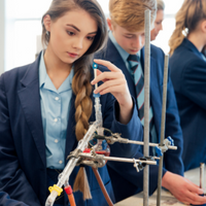 How to prevent mental health problems in secondary schools and develop emotional resilience in students
