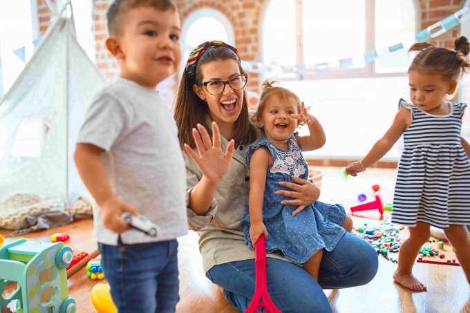 Develop emotionally informed leadership with Thrive's Early Years Level 5 Apprenticeship